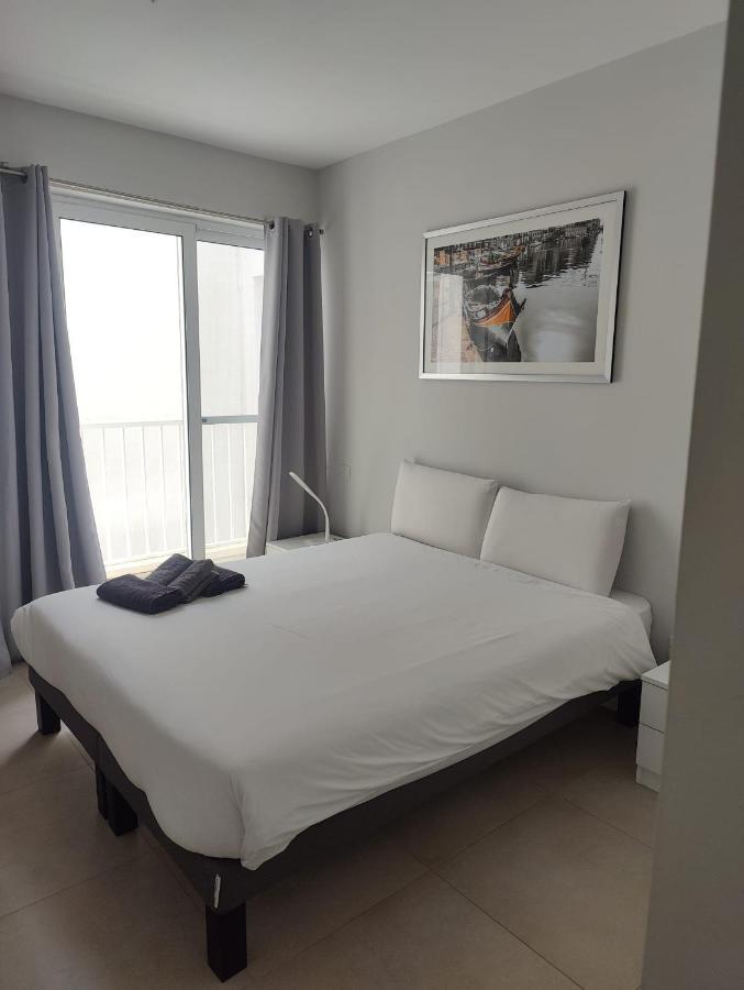 Gzira, 2 Bedroom Apartment מראה חיצוני תמונה